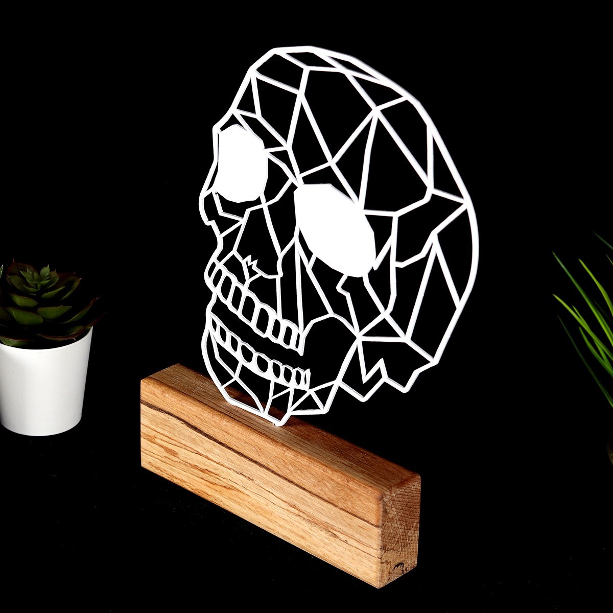 Hanah Home Kovová dekorace Skull 29 cm bílá