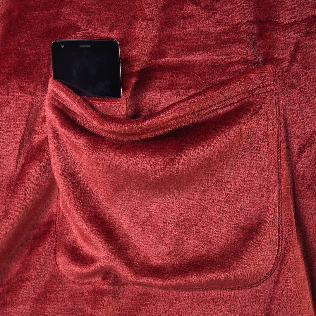 Deka s rukávy DecoKing Lazy tmavě červená, velikost 170x200