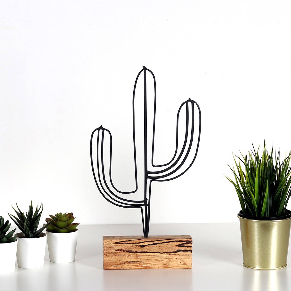 Hanah Home Kovová dekorace Cactus 37 cm černá