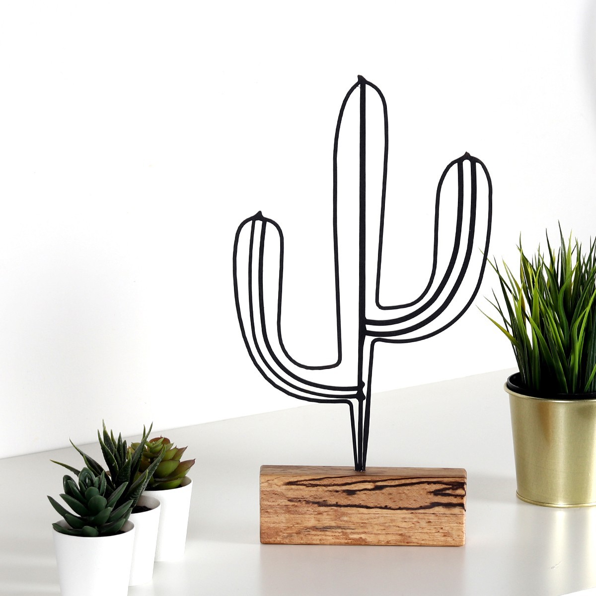 Hanah Home Kovová dekorace Cactus 37 cm černá